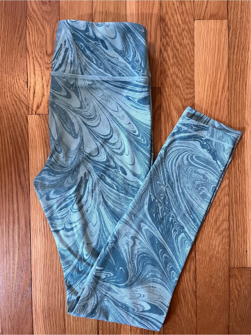 Athleta Girls Xl high rise Chit Chat leggings with Blue-teal marble pattern